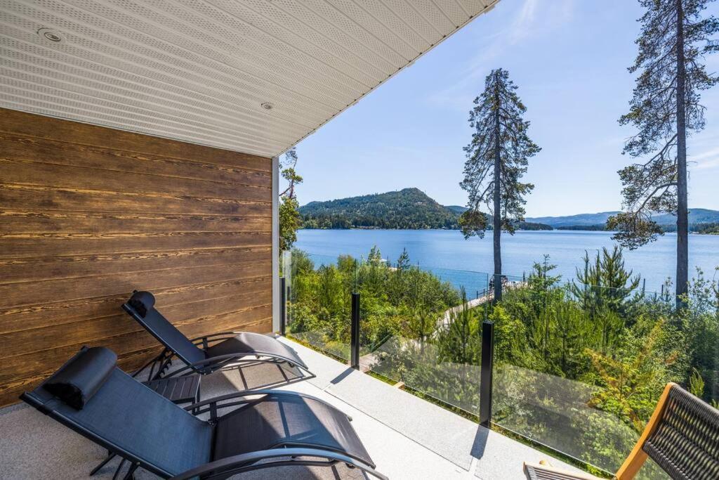 Kelly'S Sunset Lake Retreat Shawnigan Lake Exterior foto